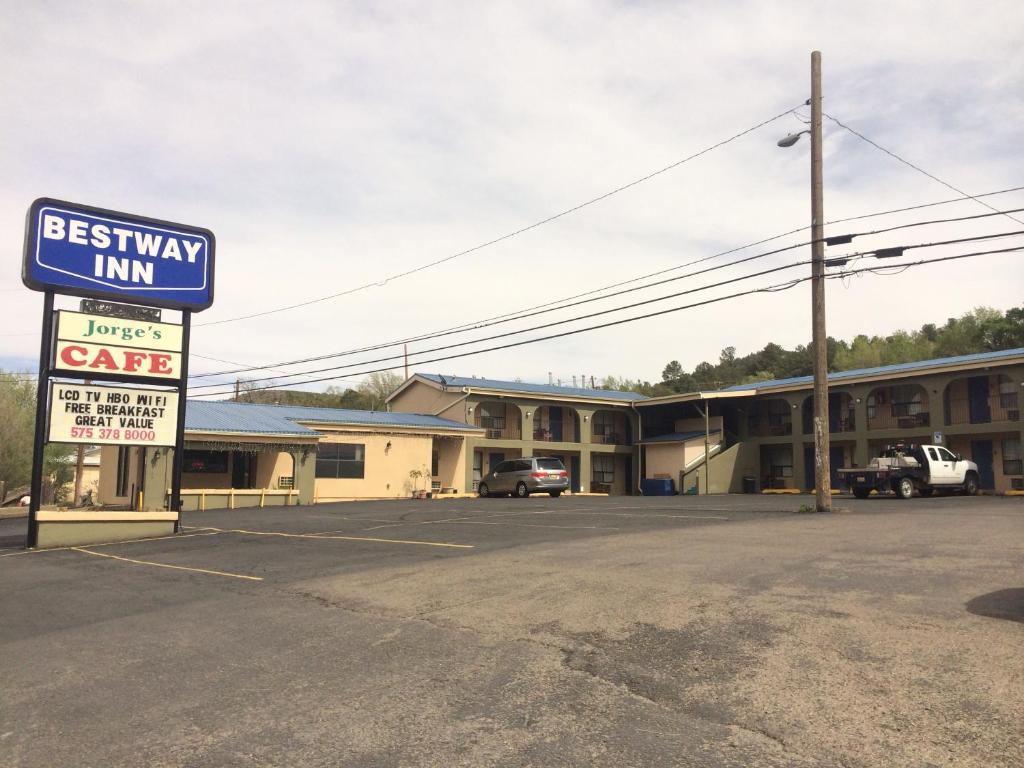 Bestway Inn Ruidoso Downs エクステリア 写真